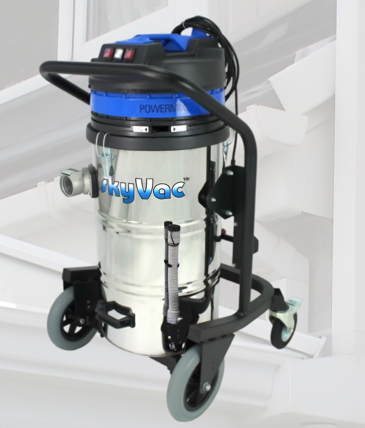 SkyVac Gutter cleaning system