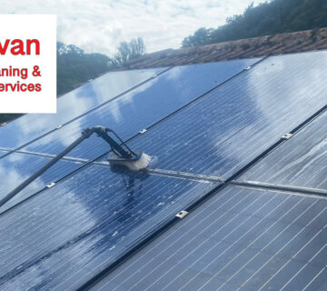 Residential Solar Panel Cleaning