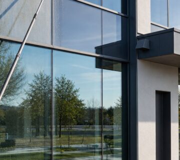 Why commercial properties need a regular exterior cleaning plan